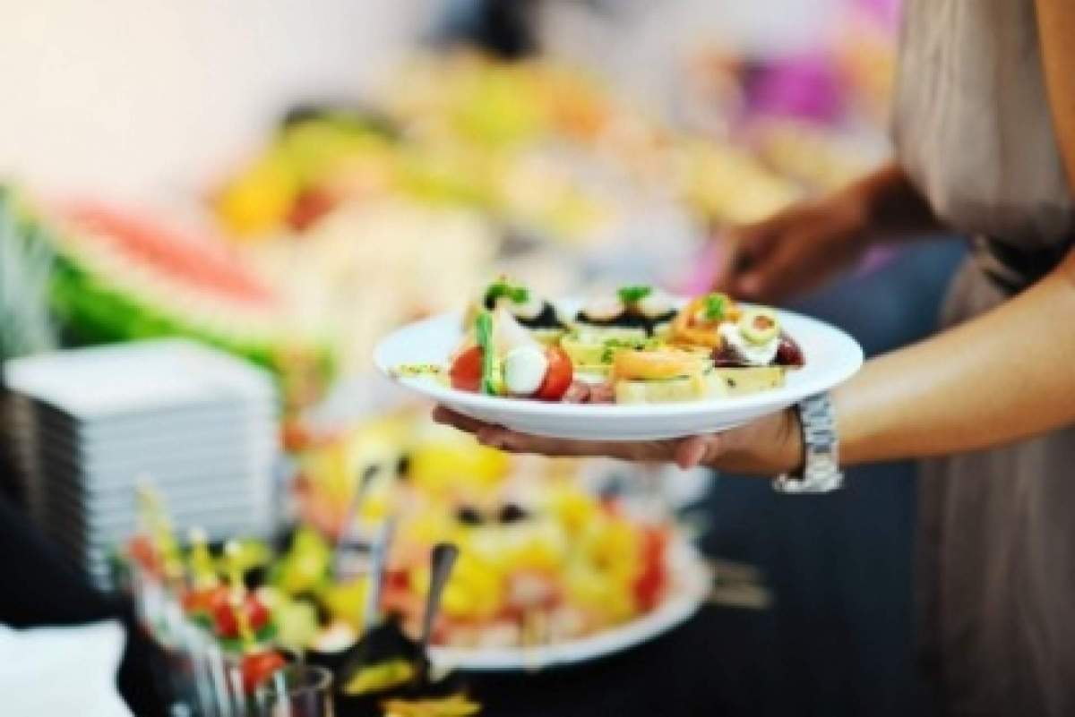 Gastronomia na stacjach paliw przetrwała najtrudniejszy czas epidemii
